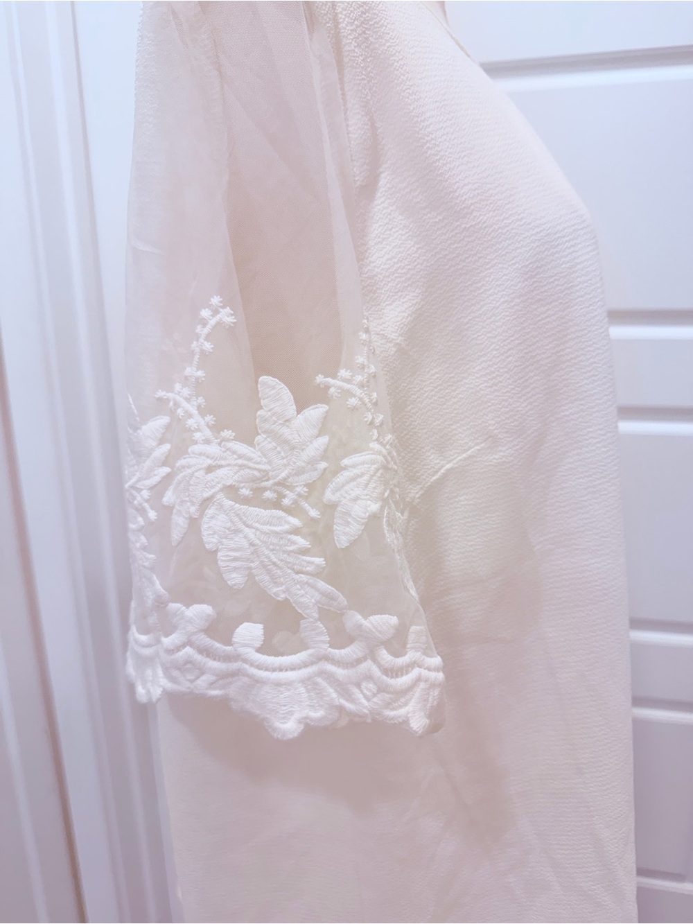 Lulus White Top with Sheer Embroidered Sleeves NWT - Picture 10 of 12